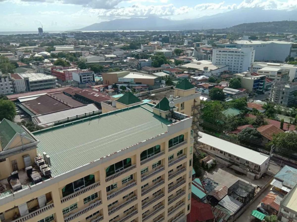 Avida Towers Davao Apartment Exterior photo